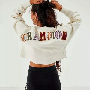 Champion Cream Sweatshirt with Multicolor Logo